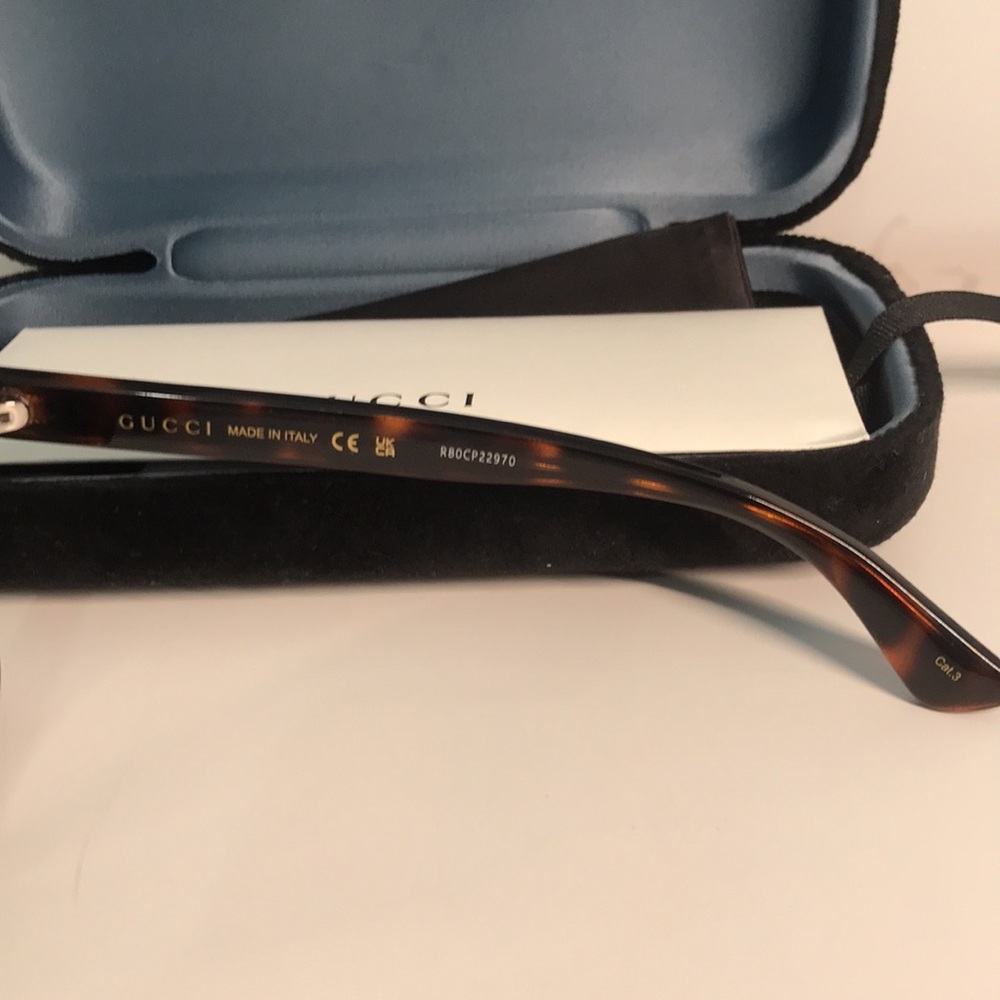 ✨ Brand New Gucci GG0748S 003 Sunglasses – Havana with Green Lenses ✨ - Picture 9 of 13